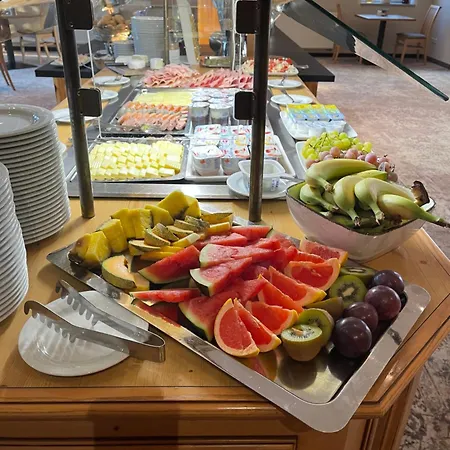 Zum Baeren Hotel 4*